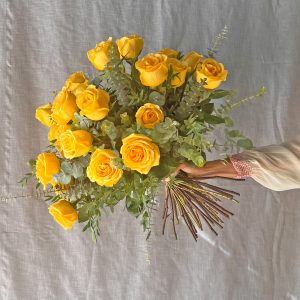 ramo de rosas amarilla